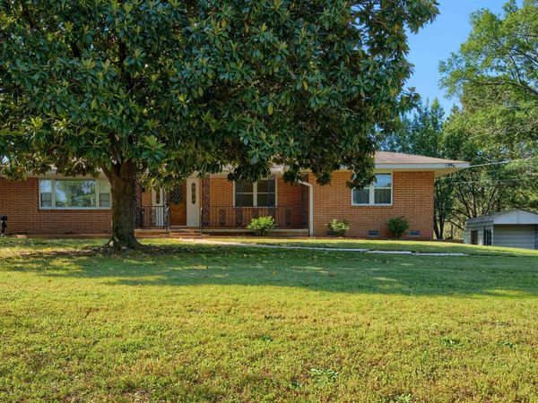 208 Indian Hills Street, Hot Springs, AR 71913