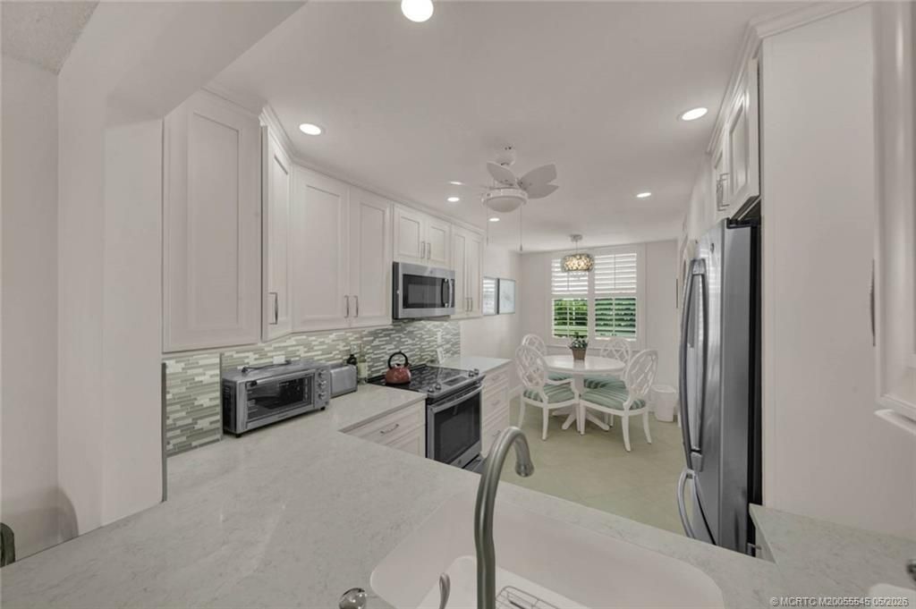 10000 S Ocean Drive, Unit 404, Jensen Beach, FL 34957 Photo