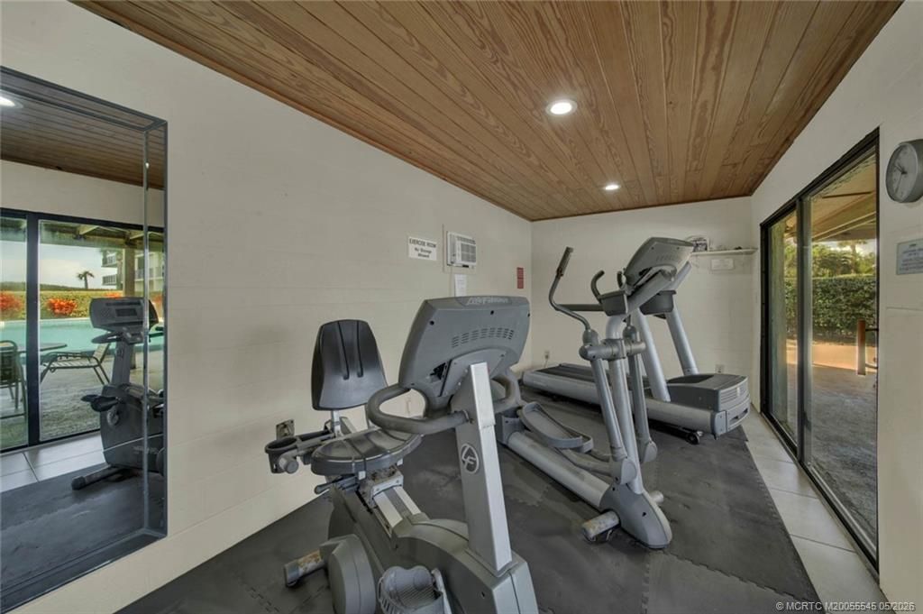 10000 S Ocean Drive, Unit 404, Jensen Beach, FL 34957 Photo