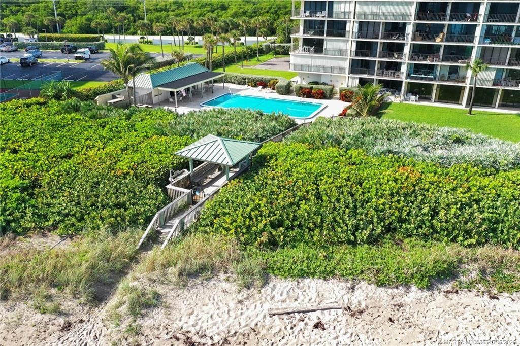 10000 S Ocean Drive, Unit 404, Jensen Beach, FL 34957 Photo