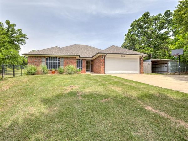 11725 Hilltop Drive, Norman, OK 73026