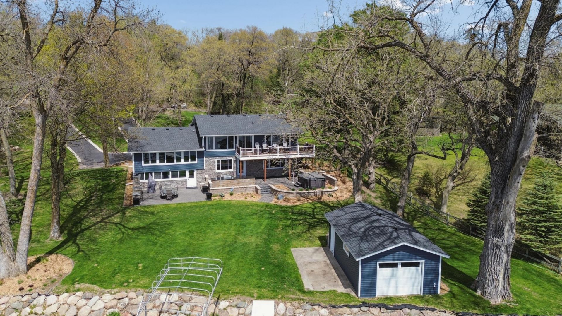 10941 42nd Street SE, Clear Lake, MN 55319