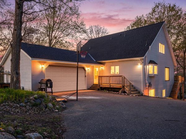 5806 Quinn Avenue NW, Annandale, MN 55302