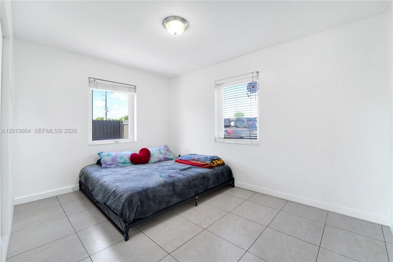 9425 NW 36th Ave , Miami, FL 33147 Photo