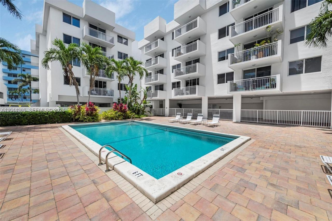 1666 West Ave , Unit 305, Miami Beach, FL 33139 Photo
