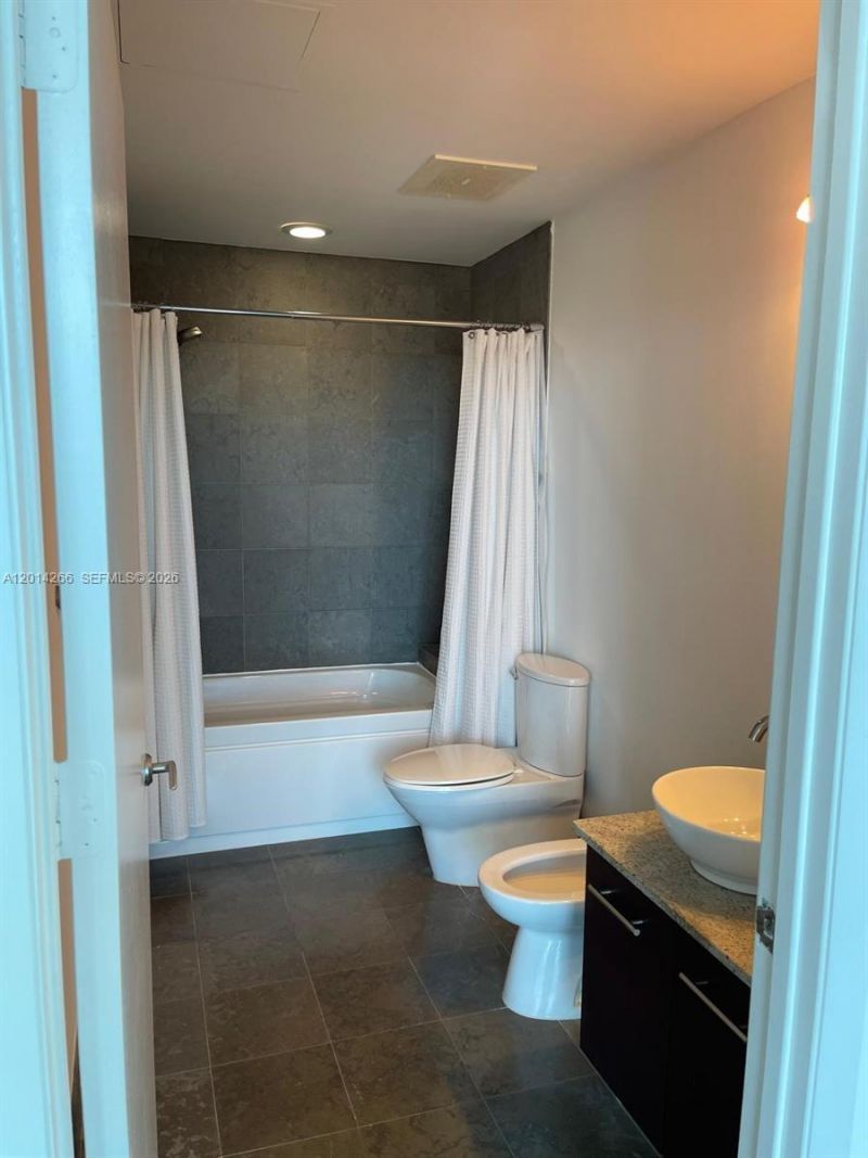 3029 NE 188th St , Unit 602, Aventura, FL 33180 Photo