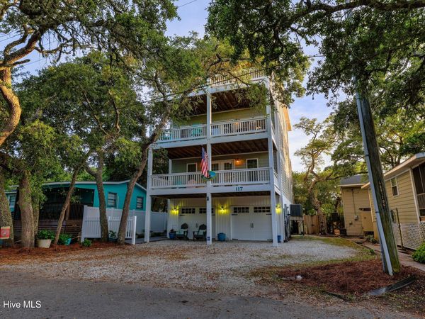 117 Beachwood Drive, Surf City, NC 28445