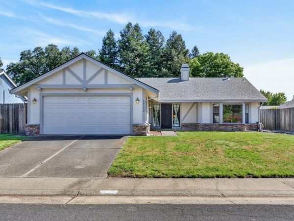 1703 Moraga Way, Roseville, CA 95661