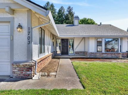 1703 Moraga Way, Roseville, CA 95661 Photo