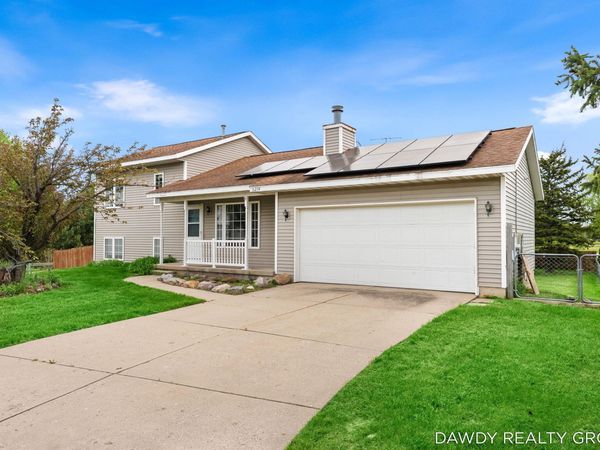 6274 Derek Drive, Hudsonville, MI 49426