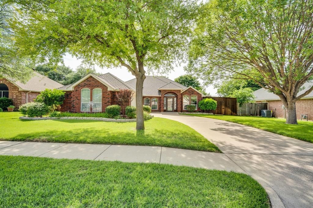 1631 Ross Drive, Midlothian, TX 76065 Main Photo
