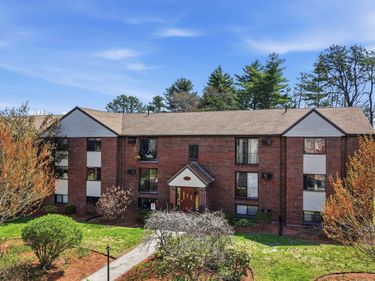 36 English Village Road, Unit 102, Manchester, NH 03102