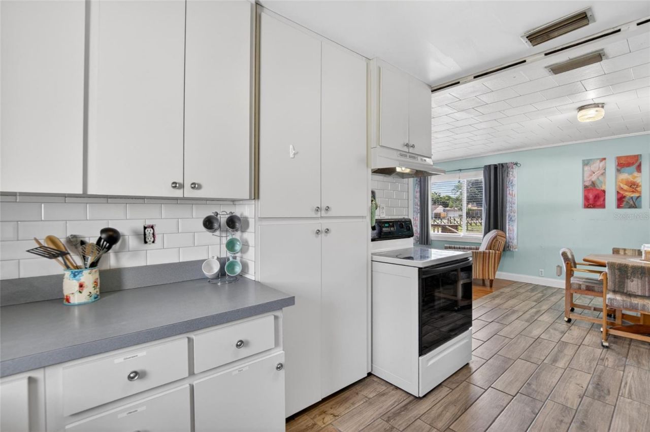 2102 Columbus Drive , Brandon, FL 33510 Photo