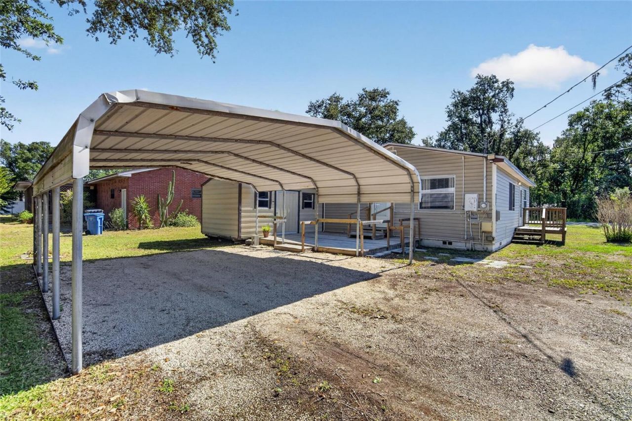 2102 Columbus Drive , Brandon, FL 33510 Photo