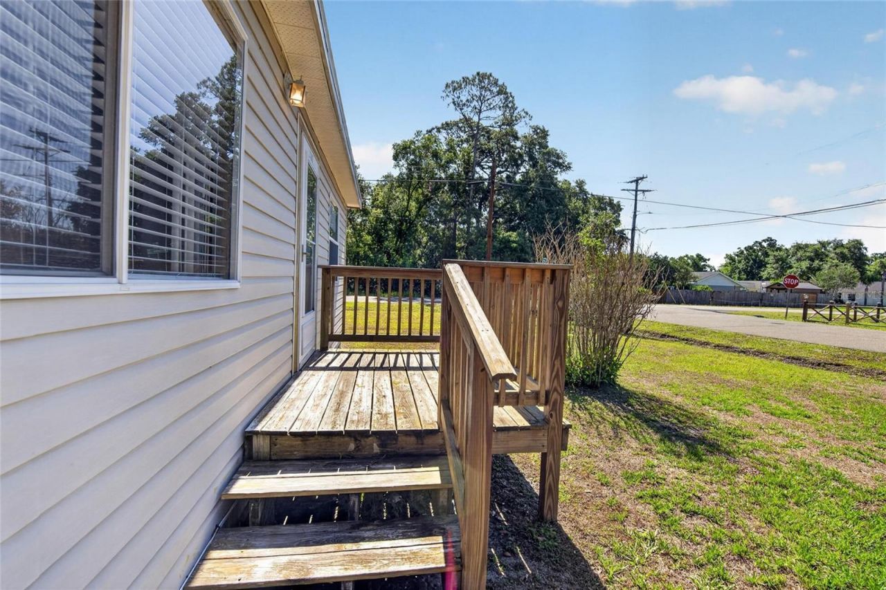 2102 Columbus Drive , Brandon, FL 33510 Photo