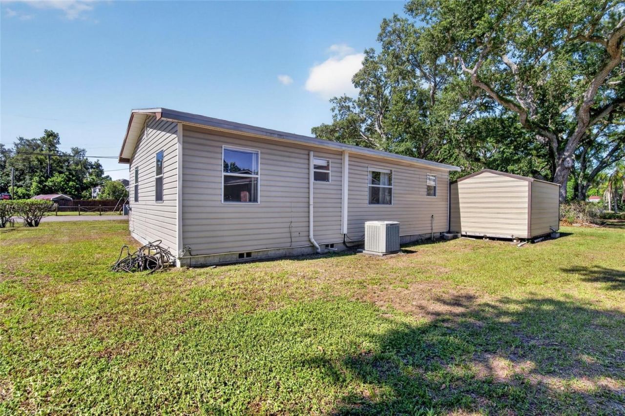 2102 Columbus Drive , Brandon, FL 33510 Photo