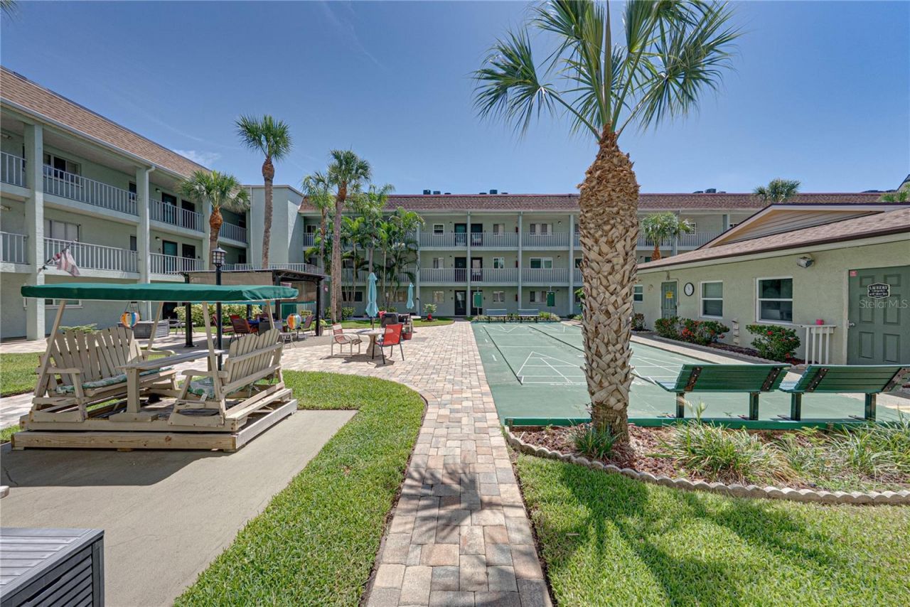 801 83rd Avenue N, Unit 108, Saint Petersburg, FL 33702 Photo