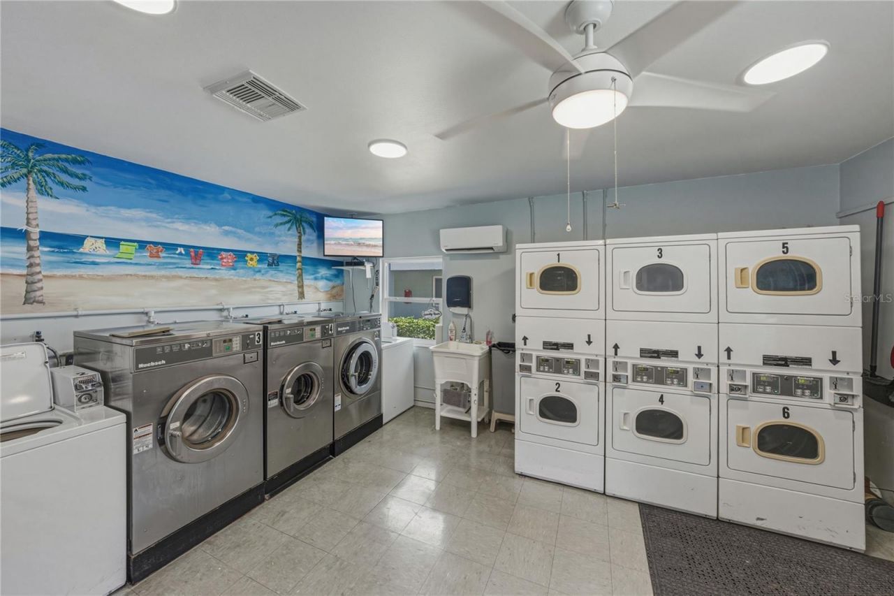 801 83rd Avenue N, Unit 108, Saint Petersburg, FL 33702 Photo