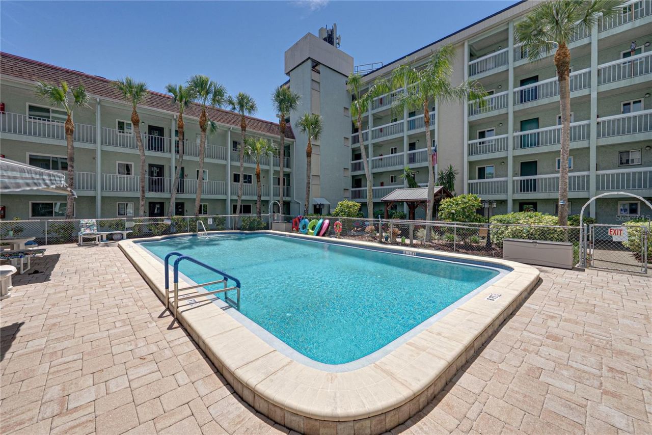 801 83rd Avenue N, Unit 108, Saint Petersburg, FL 33702 Photo