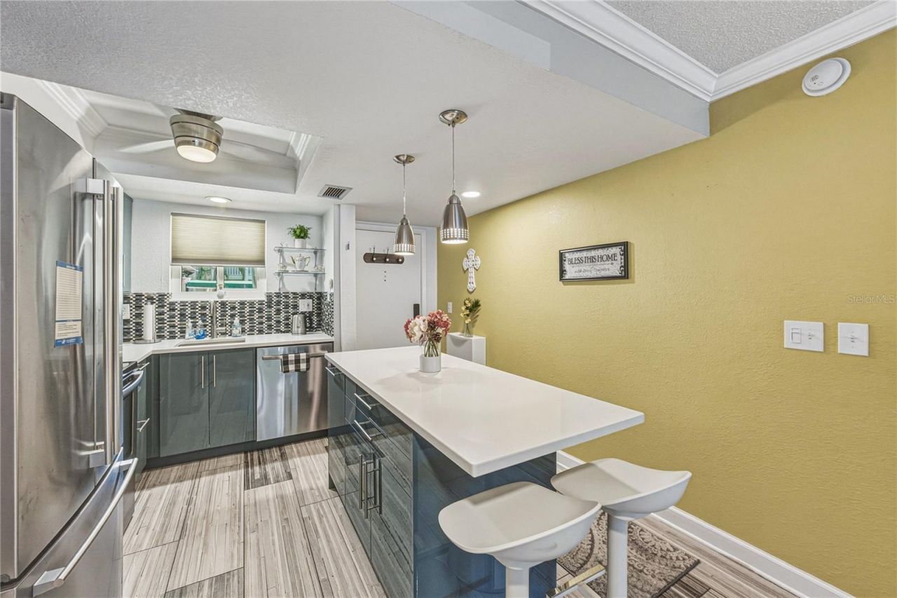 801 83rd Avenue N, Unit 108, Saint Petersburg, FL 33702 Photo