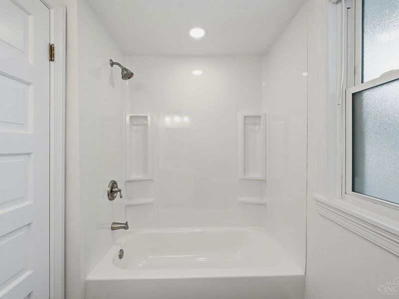 3559 Vista Avenue, Cincinnati, OH 45208 Photo 14