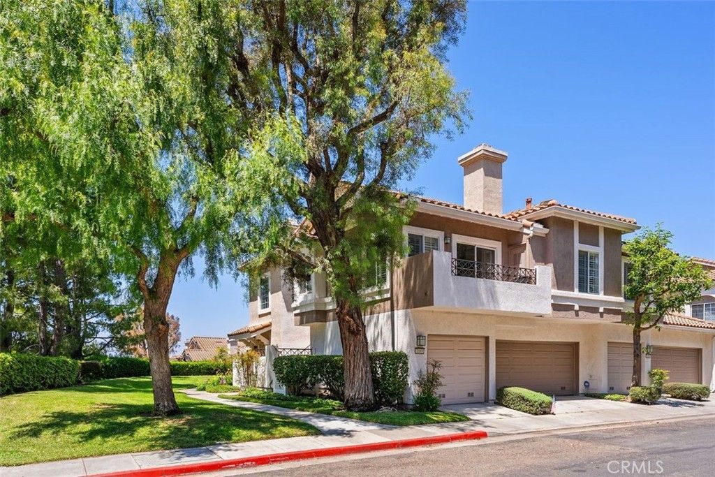 1089 S Daybreak Court, Anaheim Hills, CA 92808 Main Photo