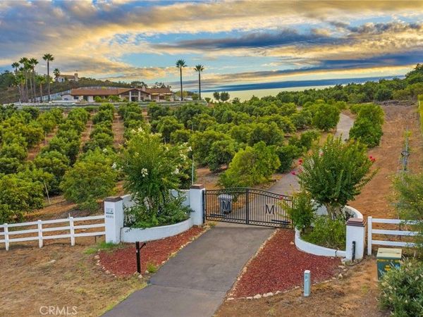 42371 Via De Los Fideos, Temecula, CA 92590