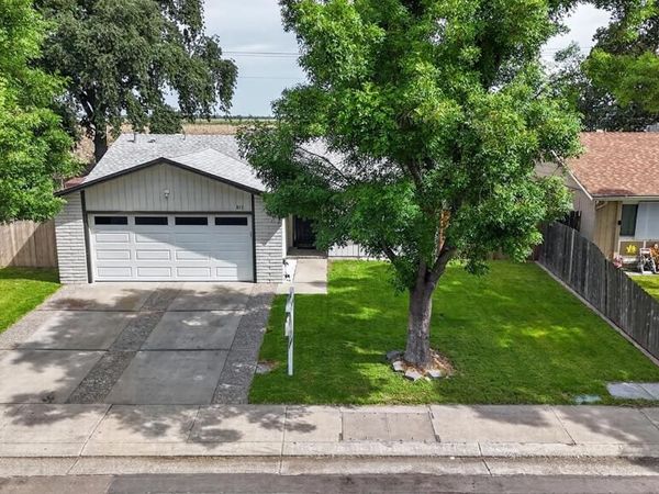 853 Sutherland Dr, Stockton, CA 95210