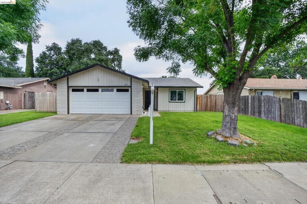 853 Sutherland Dr, Stockton, CA 95210 Main Photo