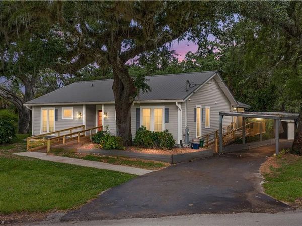 975 Caloosa Estates DR , LABELLE, FL 33935