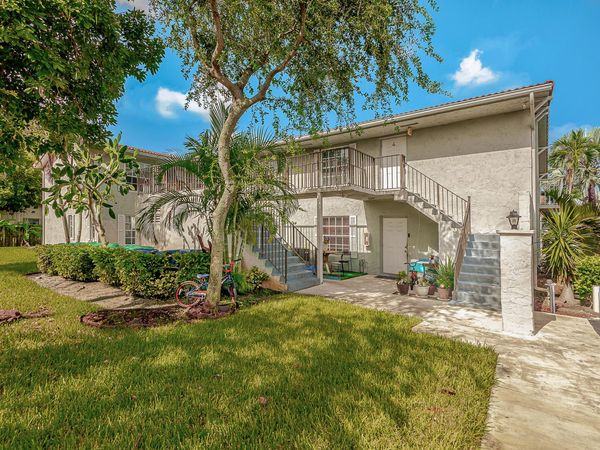 8706 W Sample Road, Unit 4, Coral Springs, FL 33065