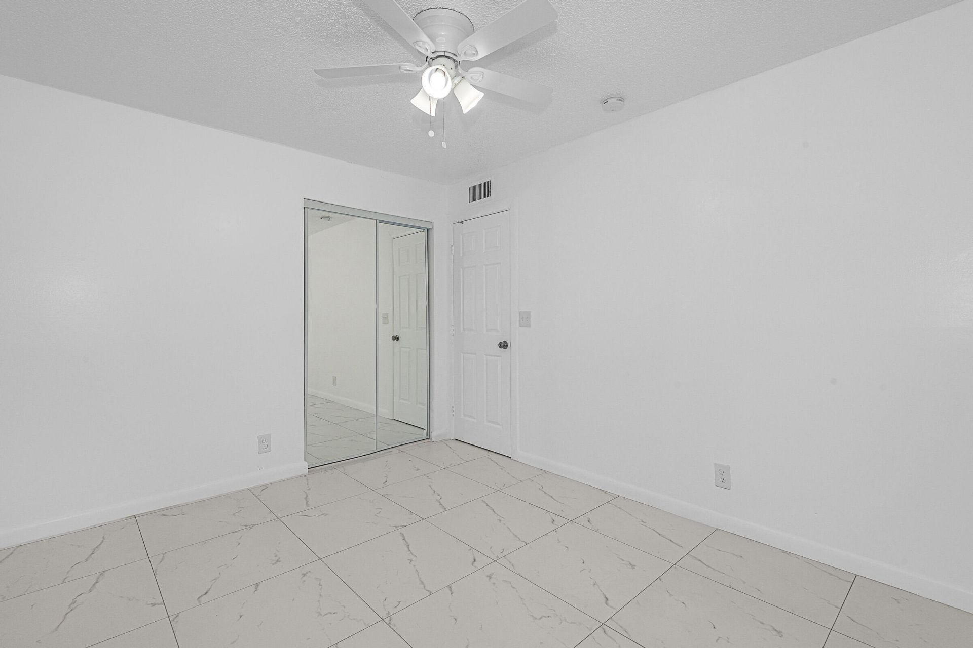 8706 W Sample Road, Unit 4, Coral Springs, FL 33065 Photo