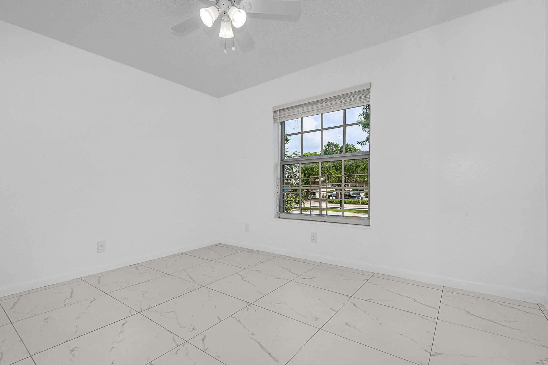 8706 W Sample Road, Unit 4, Coral Springs, FL 33065 Photo