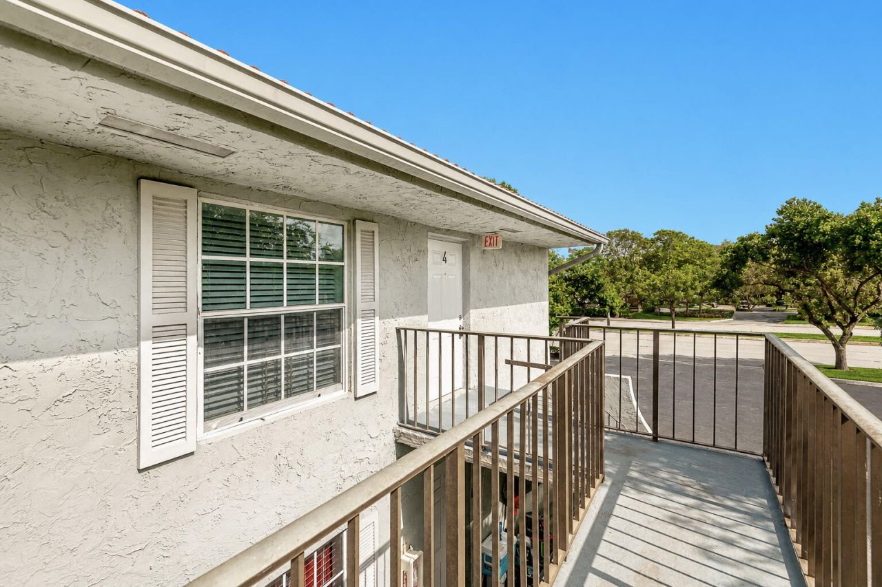 8706 W Sample Road, Unit 4, Coral Springs, FL 33065 Photo