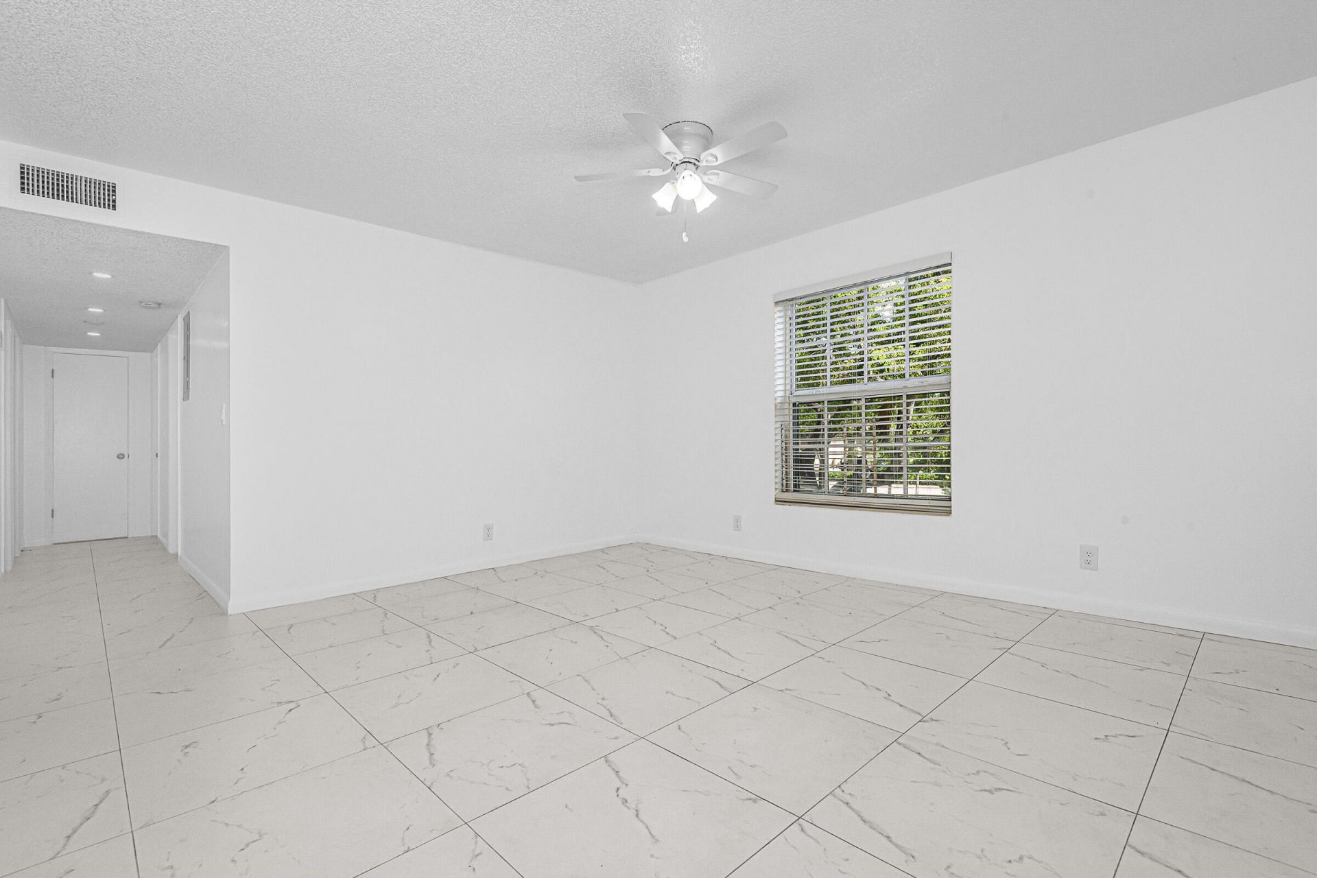 8706 W Sample Road, Unit 4, Coral Springs, FL 33065 Photo