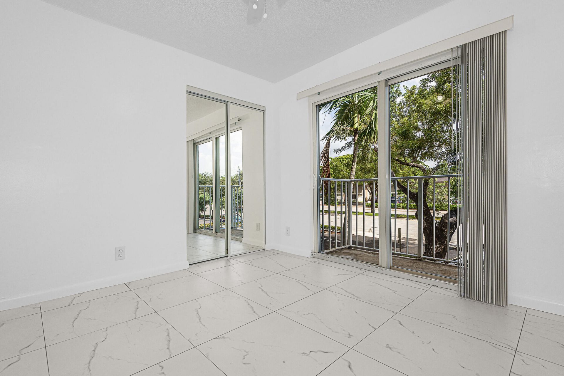 8706 W Sample Road, Unit 4, Coral Springs, FL 33065 Photo