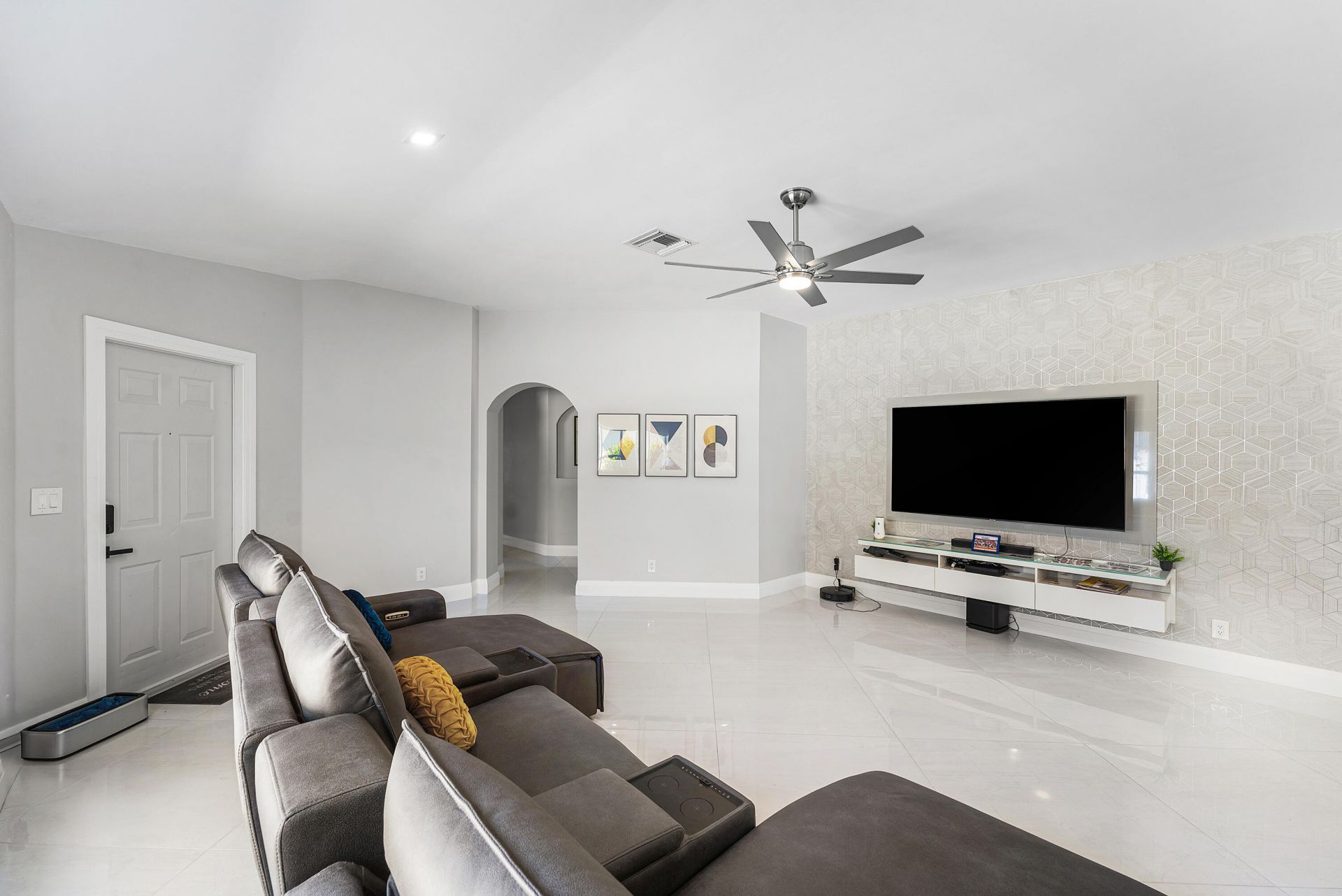 4908 Lombard Pass Drive, Lake Worth, FL 33463 Photo
