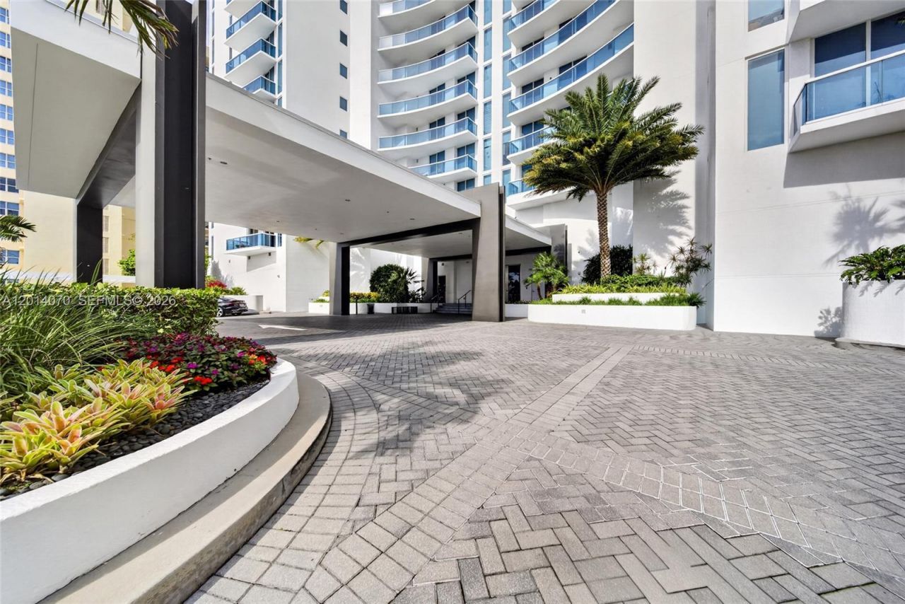 2711 S Ocean Dr , Unit 1901, Hollywood, FL 33019 Photo