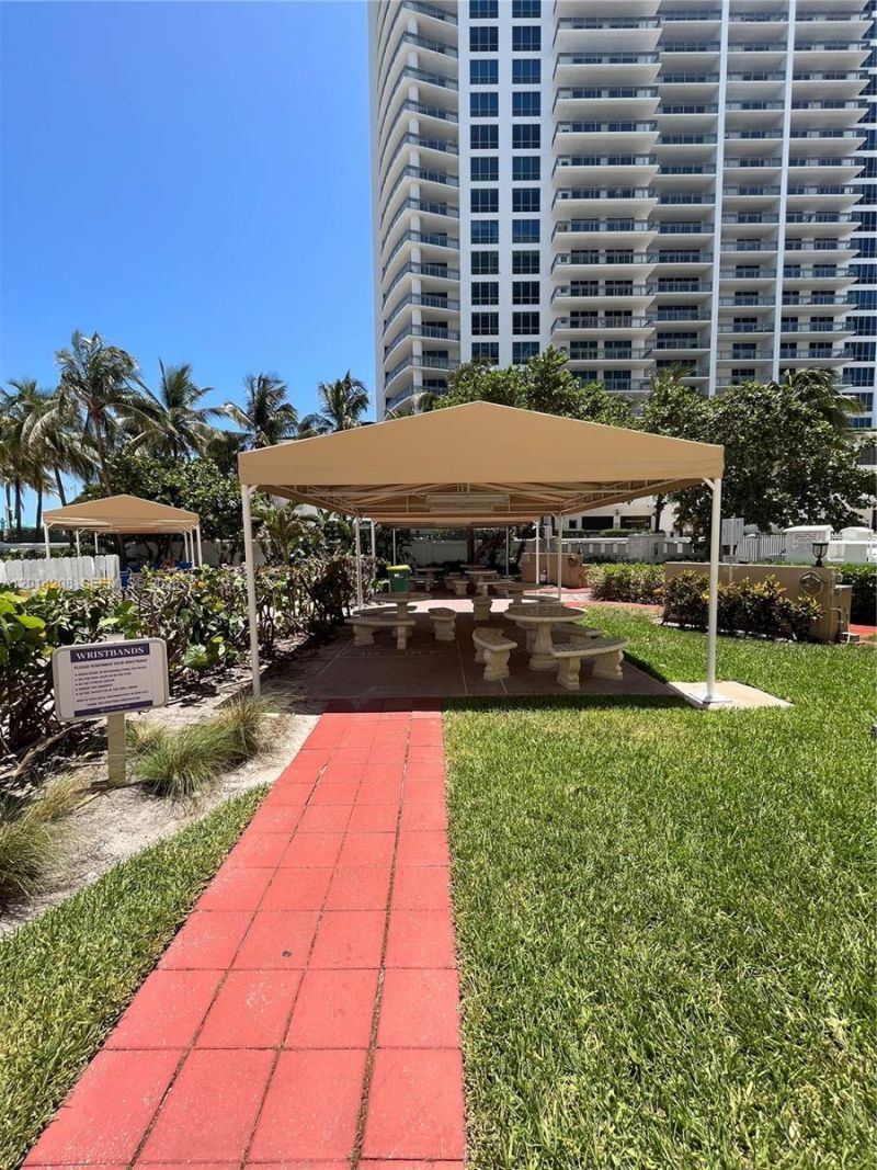 3505 S Ocean Dr, Unit 210, Hollywood, FL 33019 Photo
