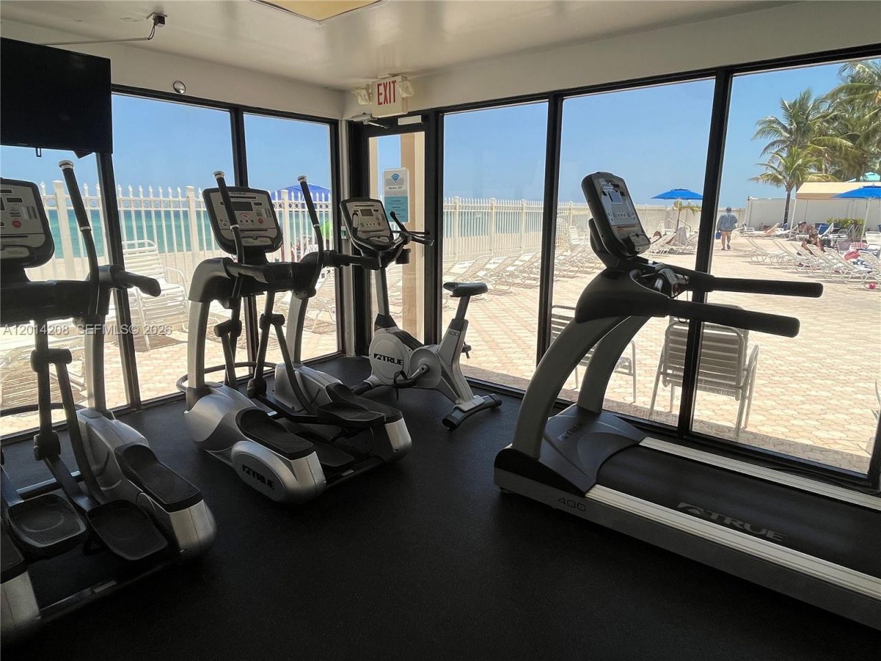 3505 S Ocean Dr, Unit 210, Hollywood, FL 33019 Photo