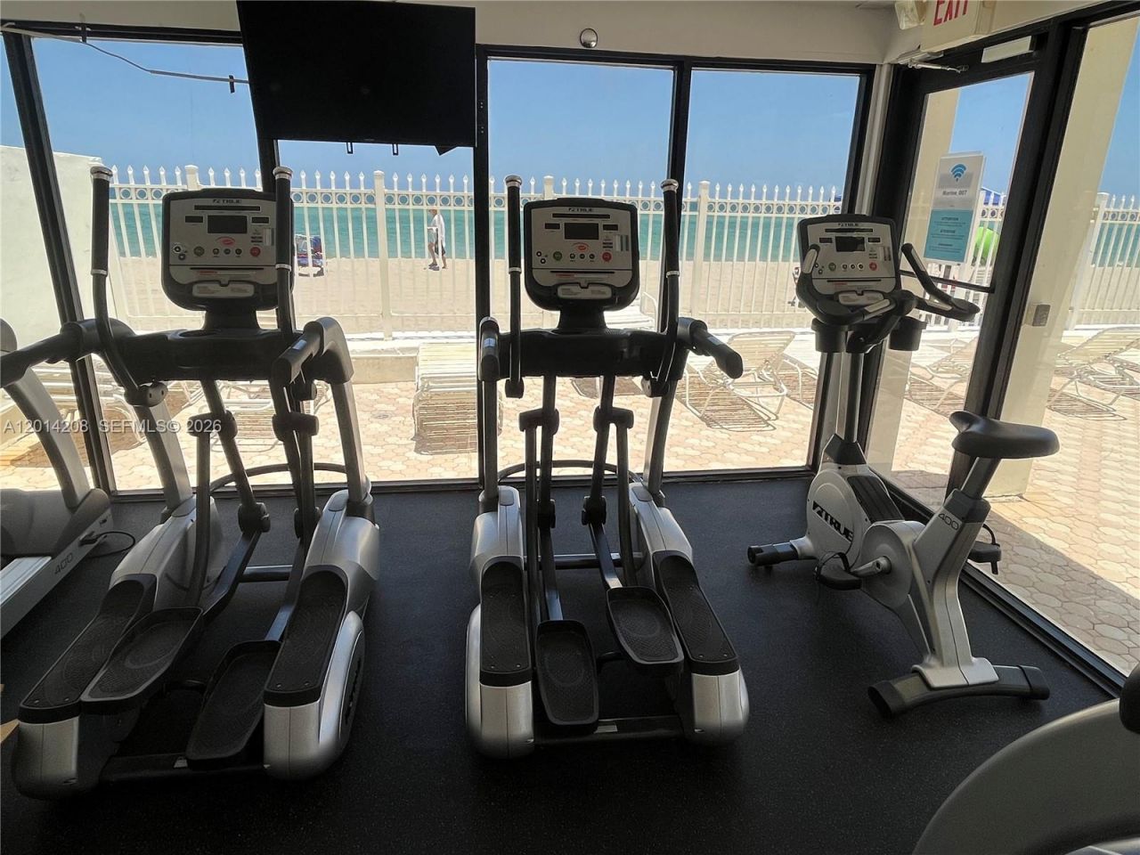 3505 S Ocean Dr, Unit 210, Hollywood, FL 33019 Photo