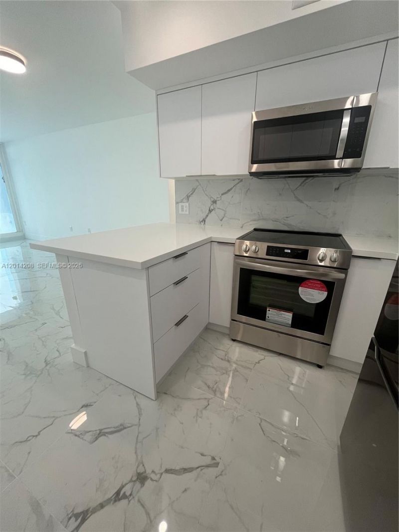 3505 S Ocean Dr, Unit 210, Hollywood, FL 33019 Photo