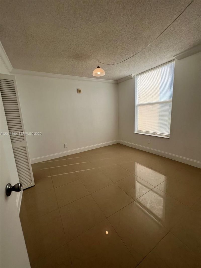 2020 NE 135th St, Unit 309, North Miami, FL 33181 Photo