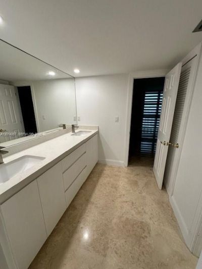 1121 Crandon Bl, Unit E1104, Key Biscayne, FL 33149 Photo