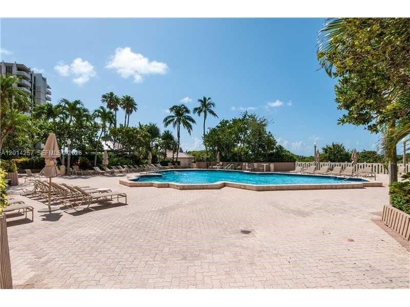 1121 Crandon Bl, Unit E1104, Key Biscayne, FL 33149 Photo