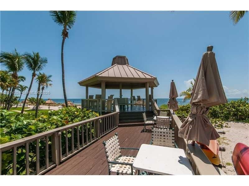 1121 Crandon Bl, Unit E1104, Key Biscayne, FL 33149 Photo