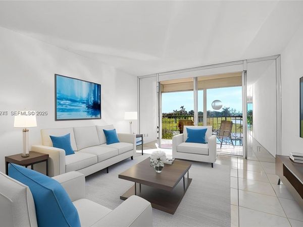 8900 Washington, Unit 411, Pembroke Pines, FL 33025