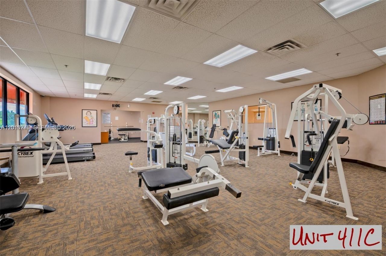 8900 Washington, Unit 411, Pembroke Pines, FL 33025 Photo