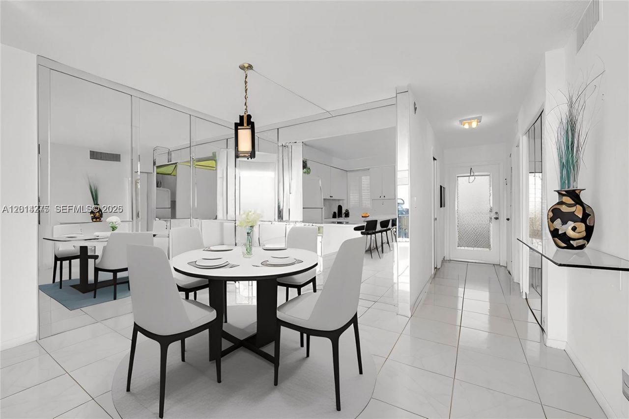 8900 Washington, Unit 411, Pembroke Pines, FL 33025 Photo