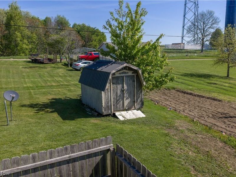225 W Main Street, Deersville, OH 44693 Photo 13
